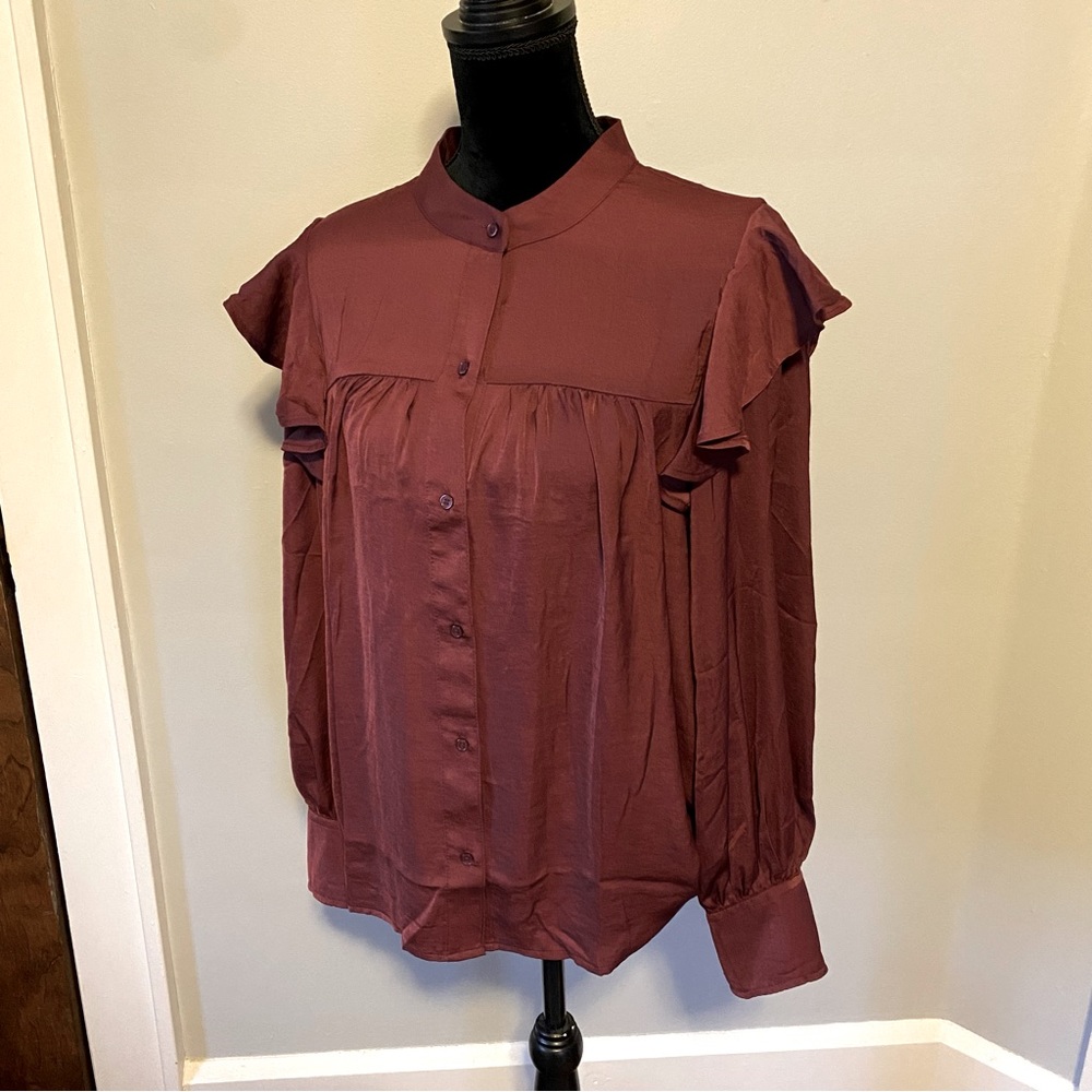 Maroon top